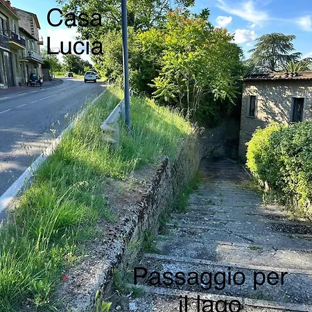 Сasa de vacaciones Casa Lucia *